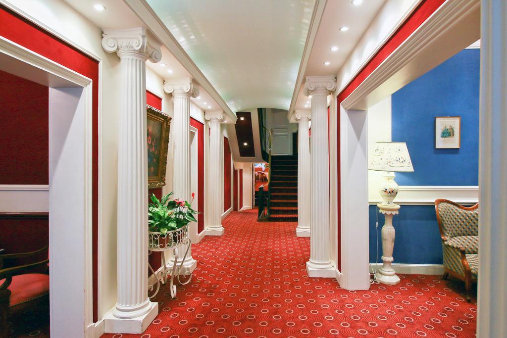 Hotel D'Etigny Bagneres-de-Luchon Экстерьер фото